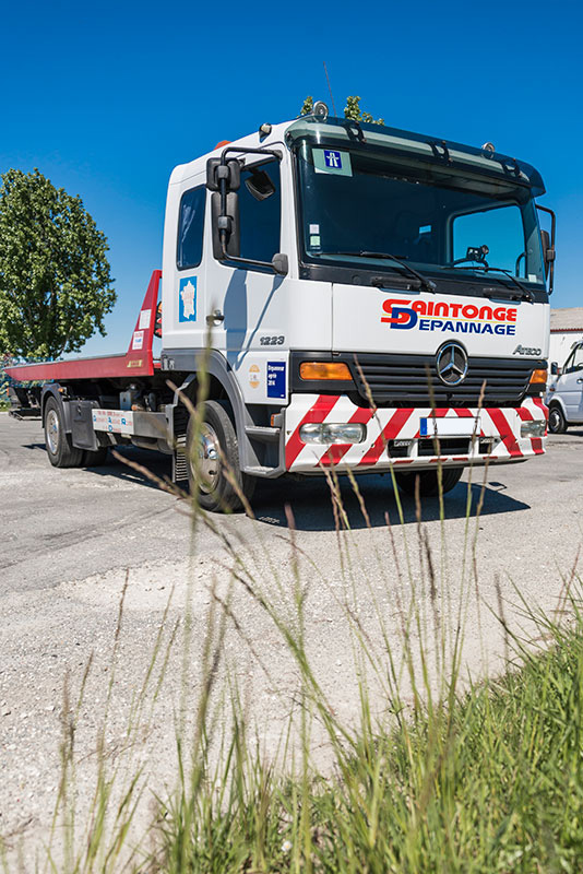 CAMION DEPANNAGE MERCEDES