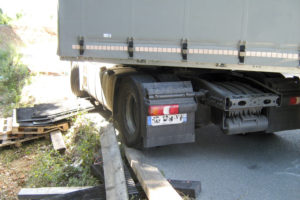 Extraction de poids-lourds d'un fossé