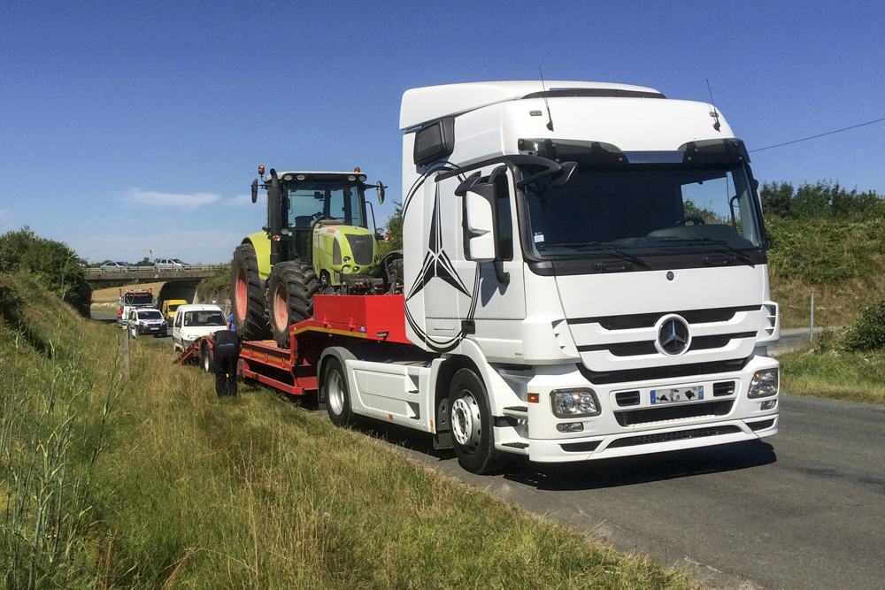 Dépannage d'un tracteur agricole