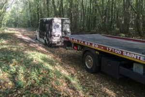 Extraction de véhicule incendié